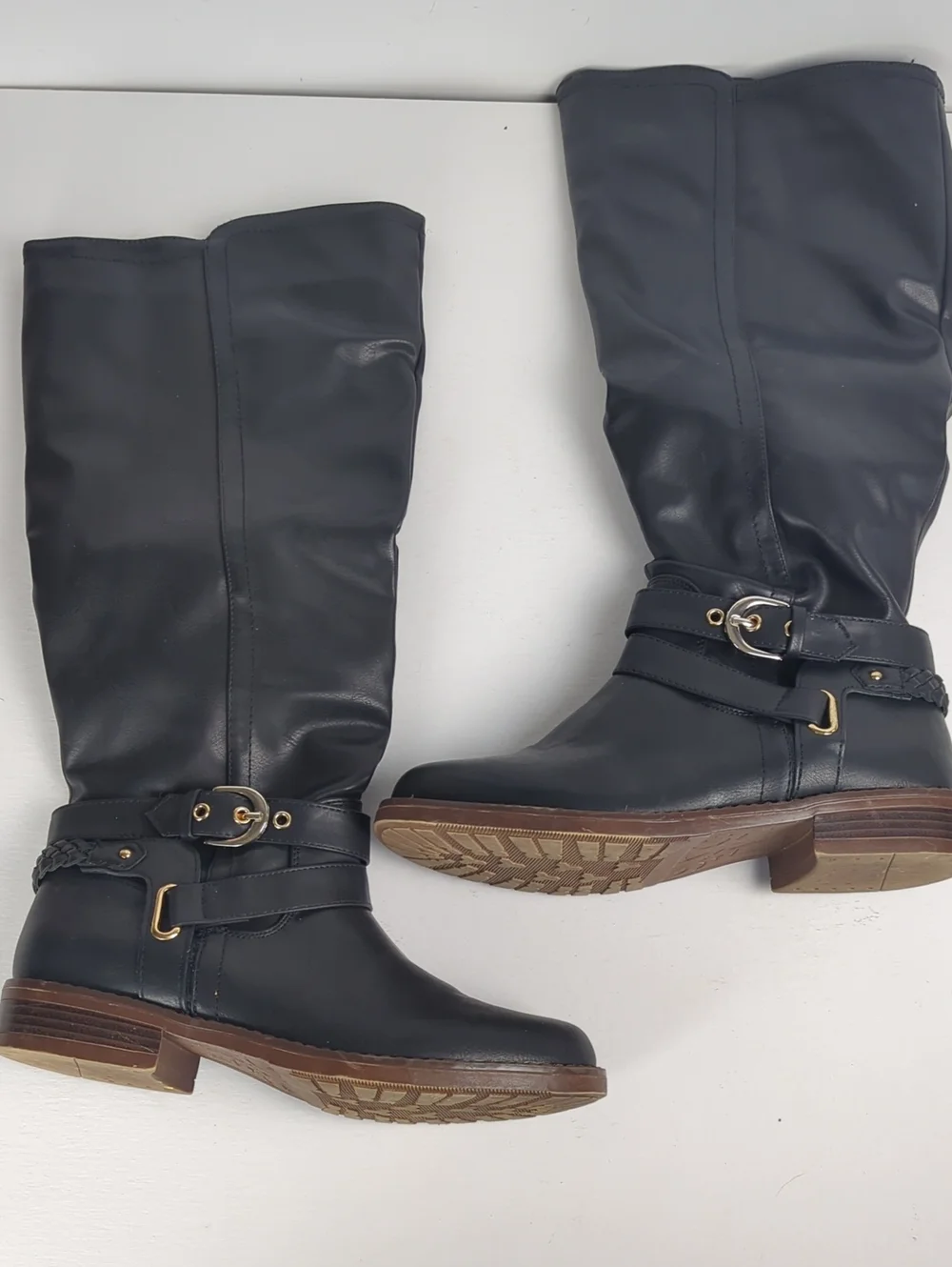 XOXO women’s black